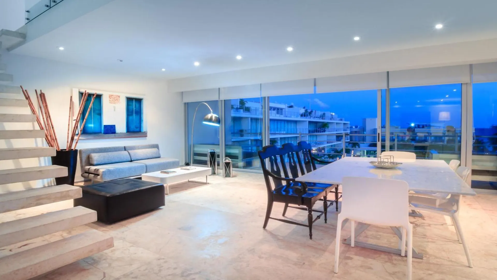Spacious Magia Condo Steps To The Beach & 5Th Ave Playa del Carmen Apartamento