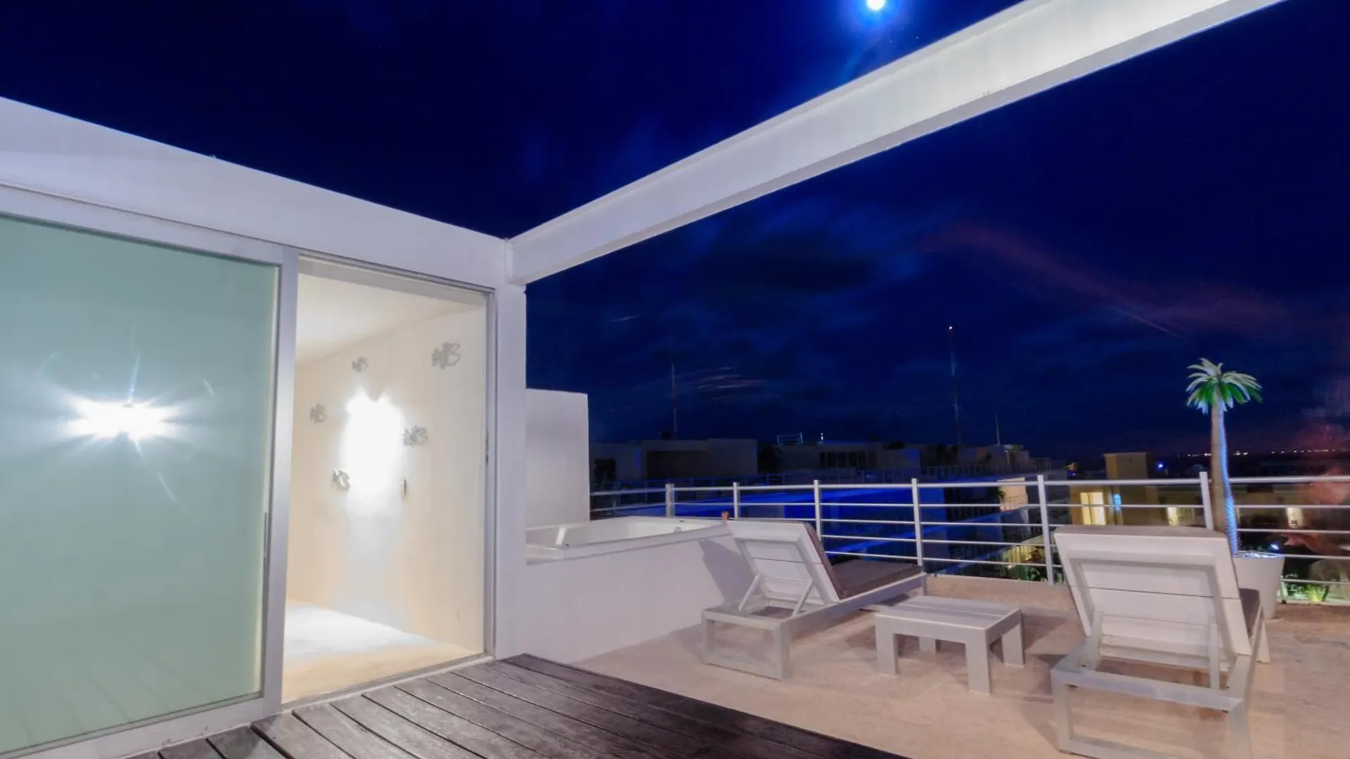 Apartamento Spacious Magia Condo Steps To The Beach & 5Th Ave Playa del Carmen