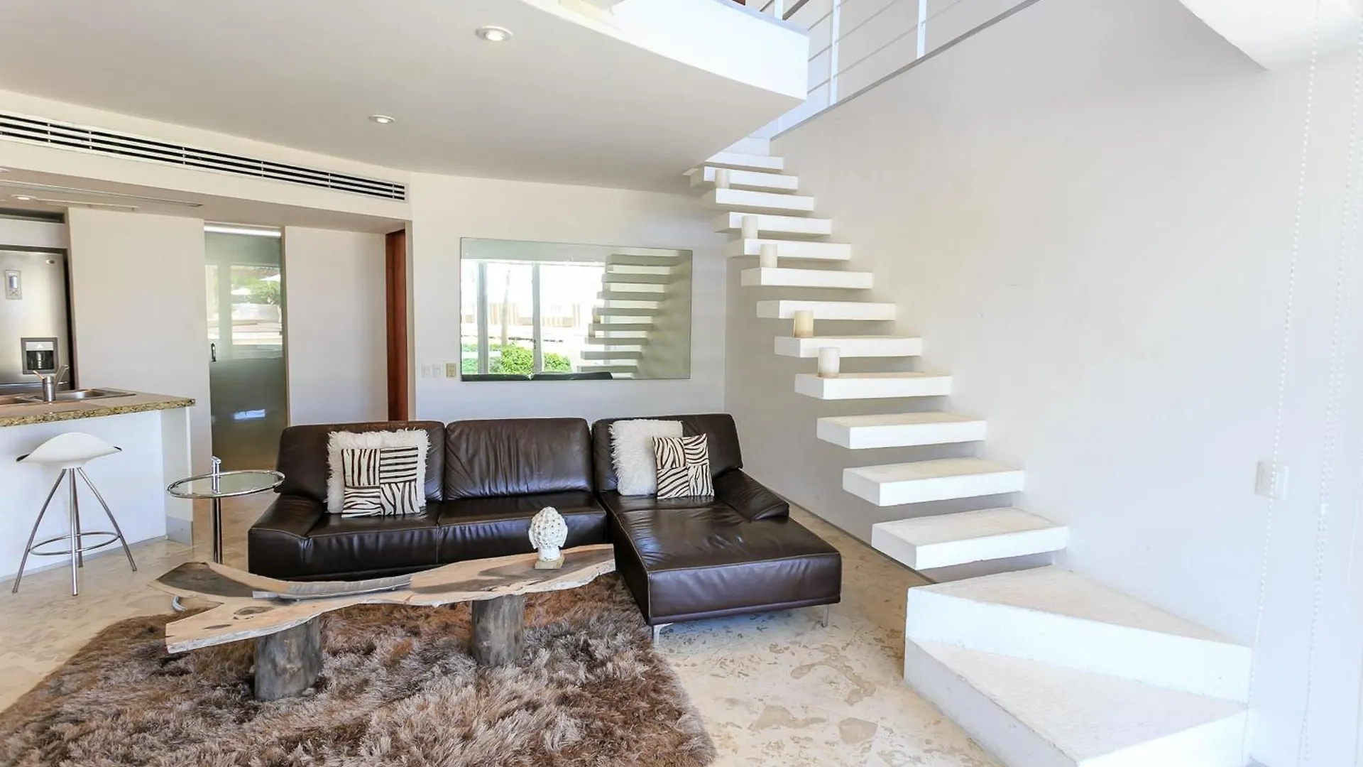 Spacious Magia Condo Steps To The Beach & 5Th Ave Playa del Carmen Apartamento